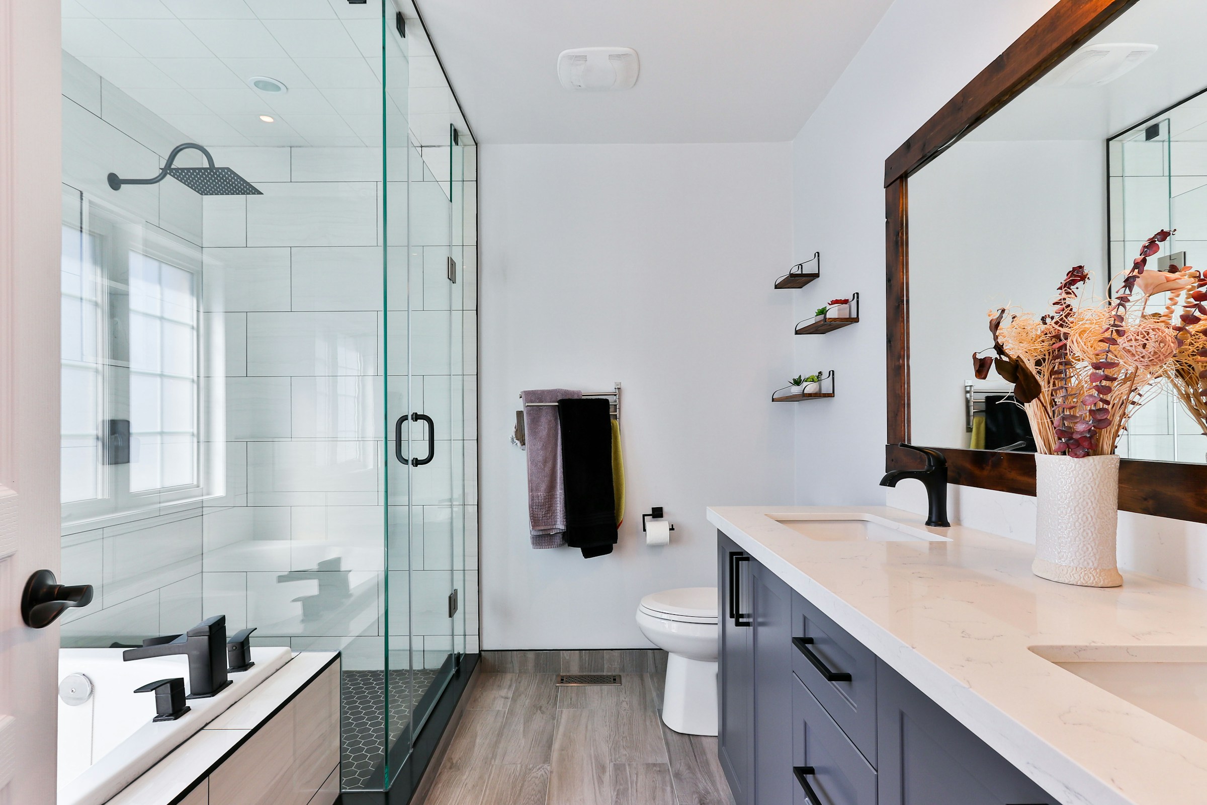 Salle de bain clé en main par Sitigo Plomberie à Vierzon